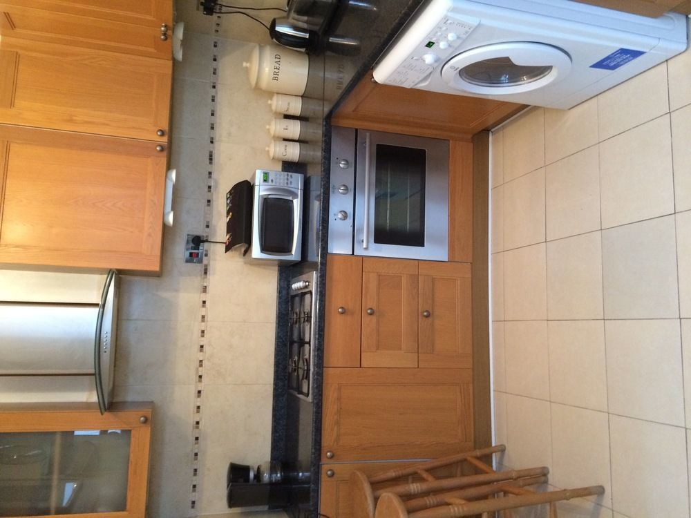 Lovely Garden Apartment In Wimbledon Town Centre With Private Parking By Wimbledon Holiday Lets London Exterior photo